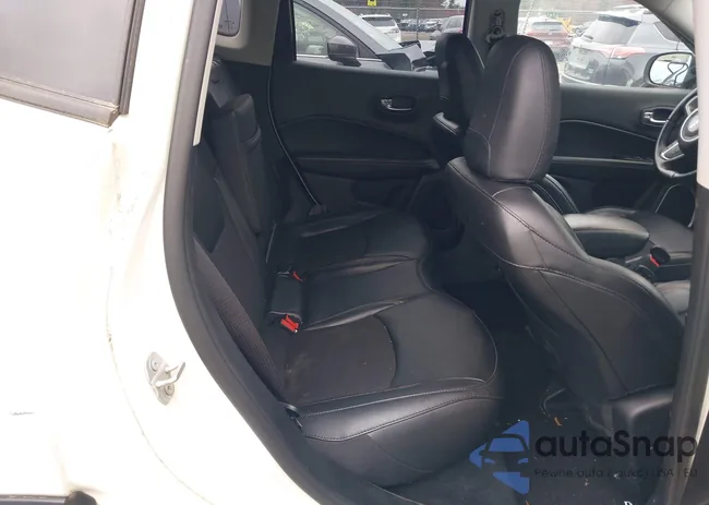 3C4NJDBB4LT127947: 41968169