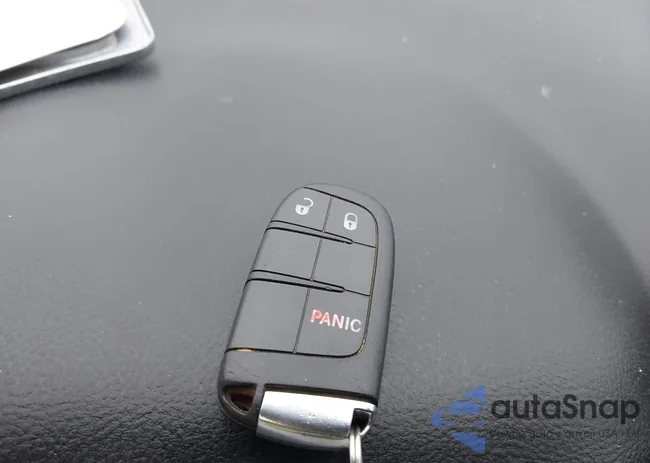 3C4PDCAB1JT140955: 41968324