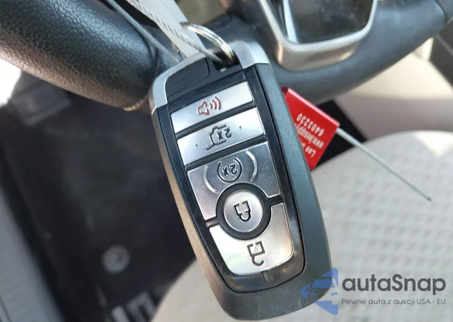 1FMCU9BZXMUA08196: 41967727