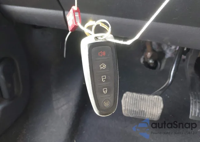 1FMCU0J93EUE37582: 41969532