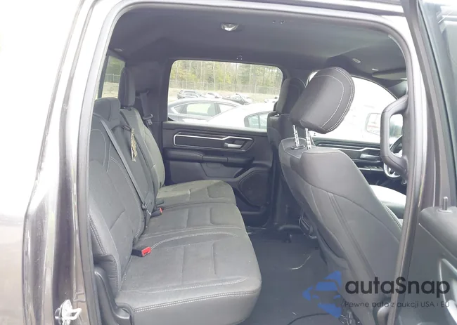 1C6SRFFT0KN912479: 41968842