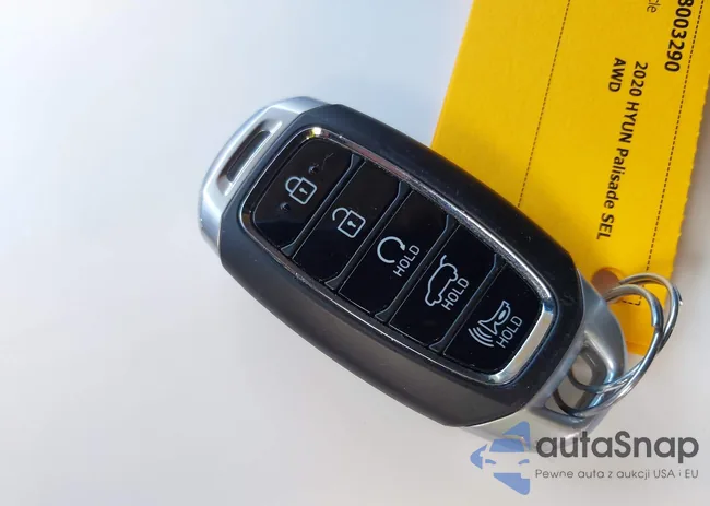 KM8R4DHE3LU085637: 41968845