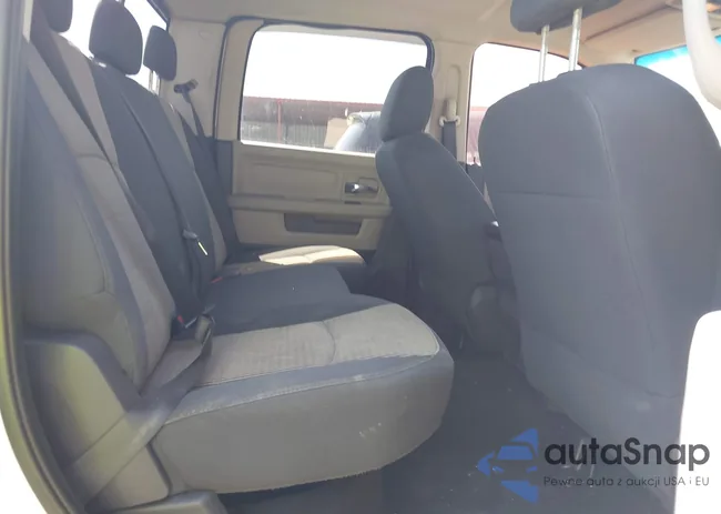 1D3HB13P89S756678: 41968962