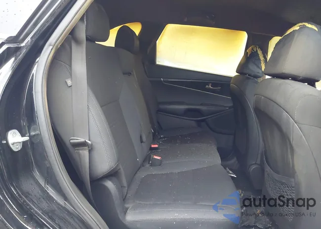 5XYPG4A33KG575006: 41970169