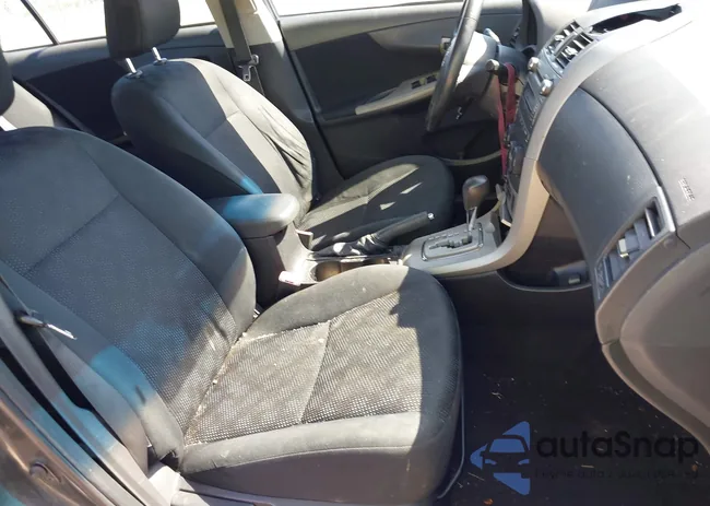 2T1BU4EE7AC262792: 41970343