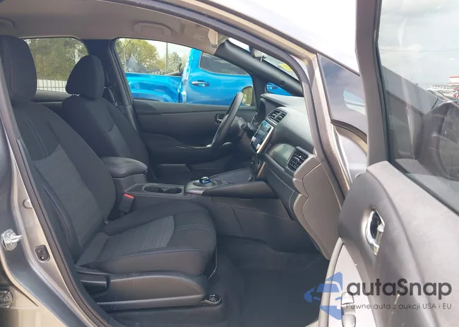 1N4AZ1BV8PC562204: 41971493