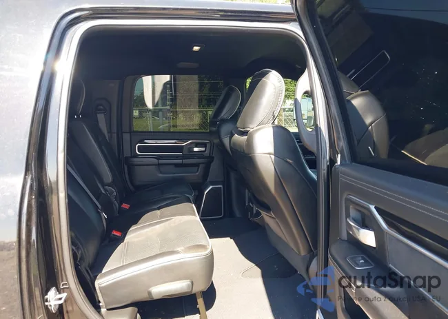 3C6UR5NL6KG688471: 41971972