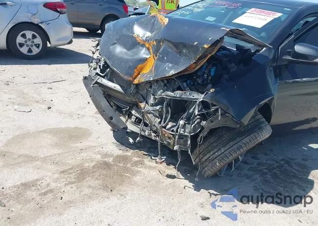 5YFBURHE2JP780768: 41972168