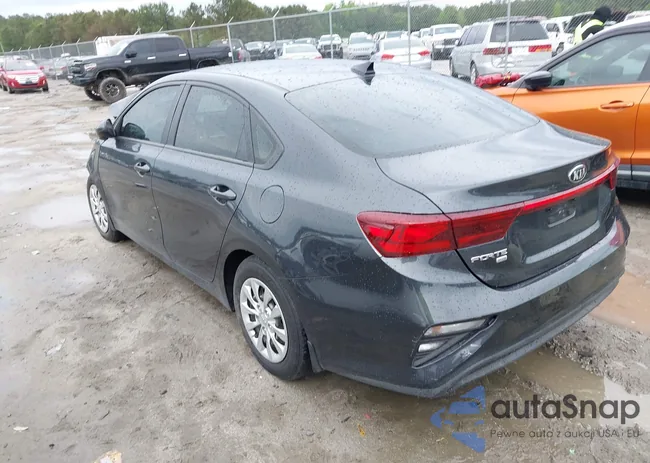 3KPF24AD4ME266471: 41972334