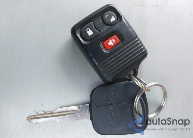 1FMNU43S5YEC18413: 41972353