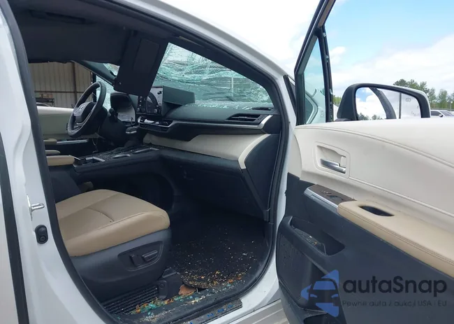 5TDYRKECXPS153791: 41971776