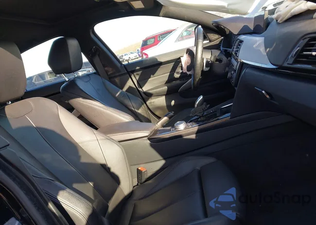 WBA4B3C55GG528796: 41971908