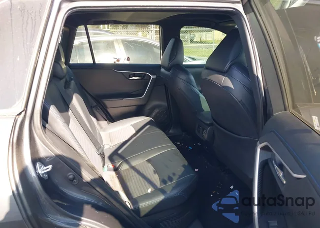 2T3E6RFV8MW006805: 41973250