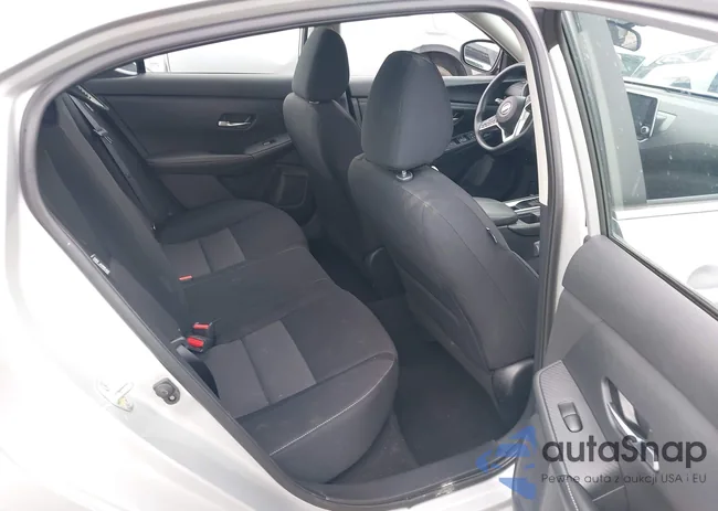 3N1AB8CV8PY296764: 41975044