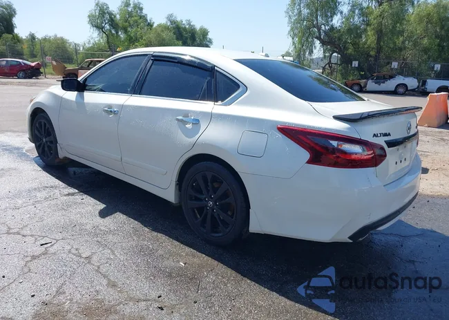 1N4AL3AP0JC234962: 41975059