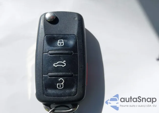 WVGAV7AX0GW581352: 41974618