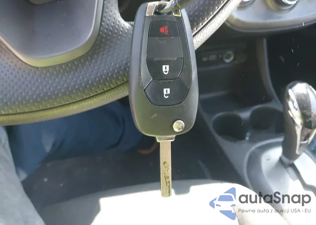 KL8CD6SA2MC750166: 41974732