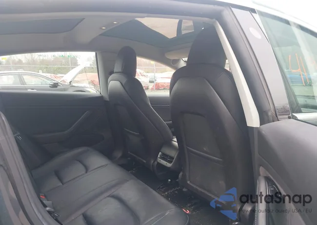 5YJ3E1EB6KF209925: 41975844