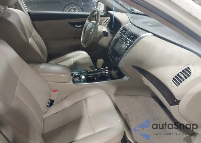 1N4AL3AP9DN495046: 41976941