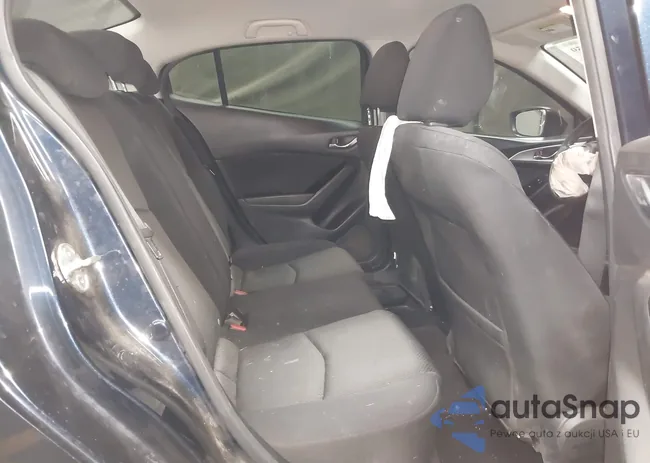 3MZBN1U73JM227623: 41977459