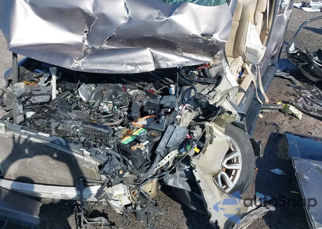 5N1AR2MN5EC720181: 41976535