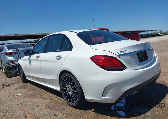 55SWF8DB0KU311921: 41976737