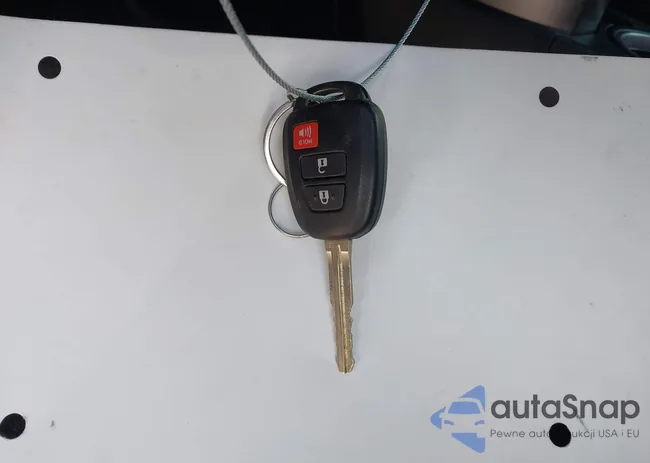 JTMZFREV7JJ724116: 41977753