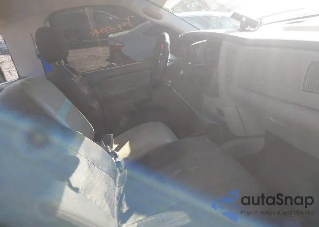 1D7HA16K34J135638: 41977802