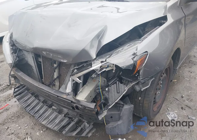 3N1AB7AP5GY271836: 41977860