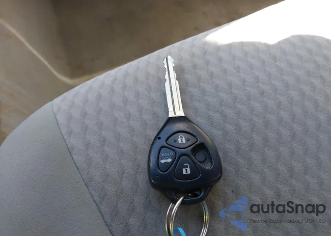 4T1BF3EK8BU183061: 41979041