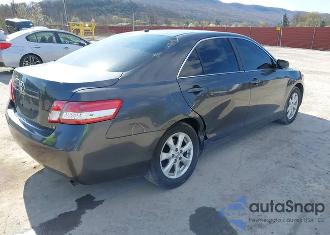 4T1BF3EK8BU183061: 41979041