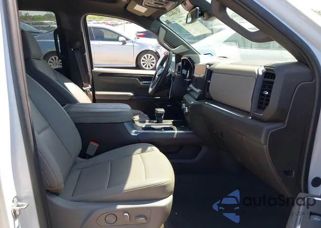 3GTUUDEDXRG180752: 41979090