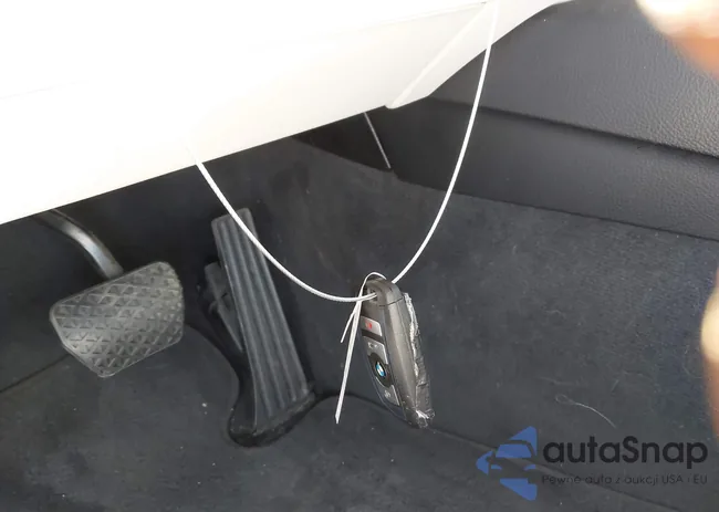 WBA4Z5C56JEE16537: 41979175