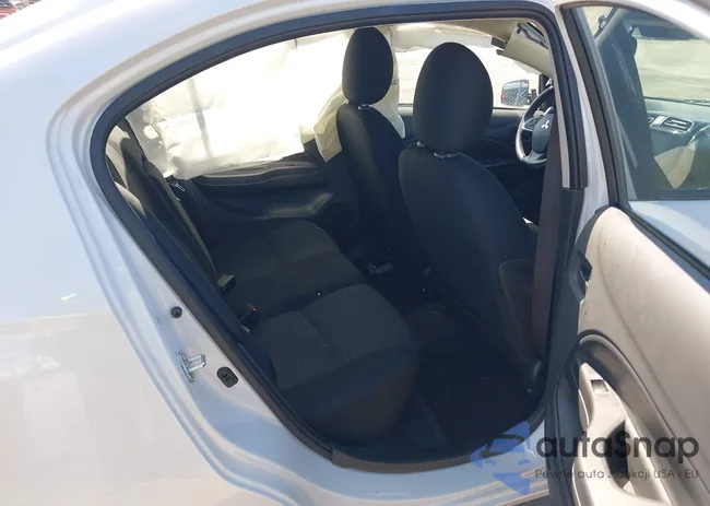 ML32FUFJ3PHF06485: 41979298