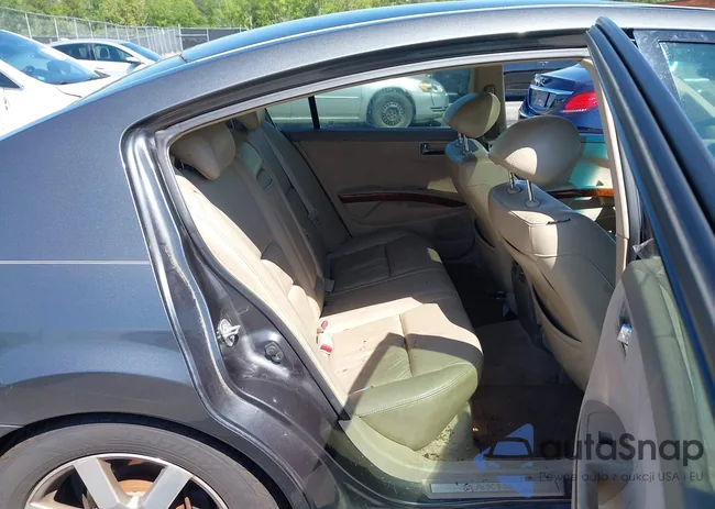 1N4BA41E76C848672: 41978527