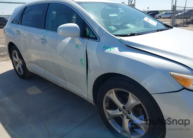 4T3ZK11A79U002108: 41978809