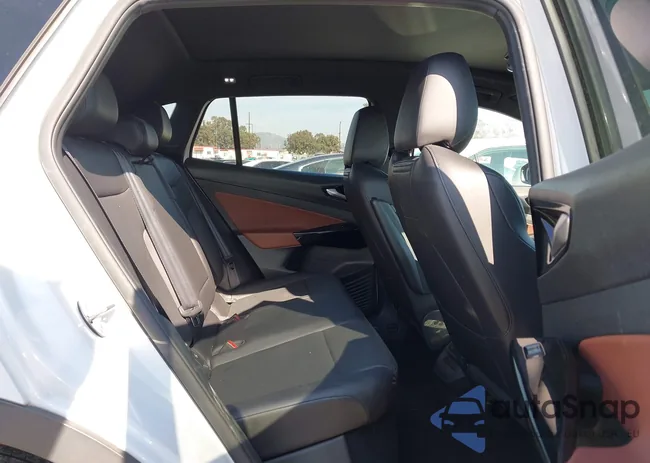 WVGKMPE27MP025521: 41979603