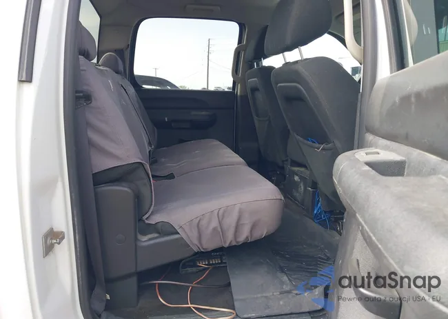 1GC1KXCG2DF139002: 41979888