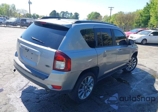 1C4NJCBA9HD185387: 41981069