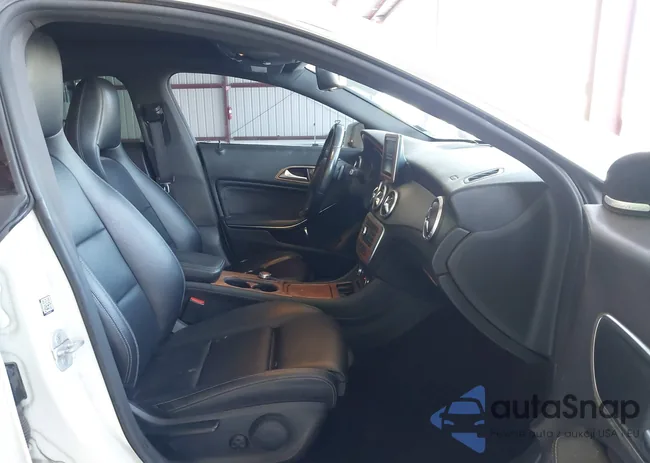 WDDSJ4EB7GN292286: 41981125