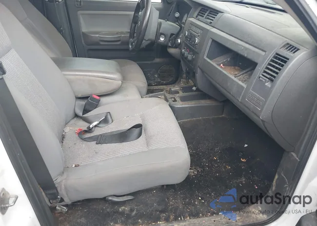 1D7RW3GP4BS683747: 41982166