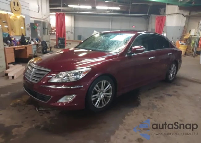 KMHGC4DD2CU177779: 41982471