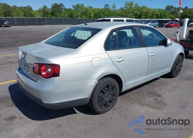 3VWJX7AJ9AM078949: 41981568