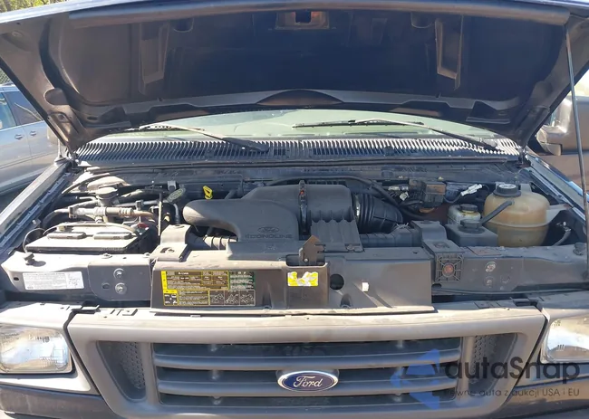 1FMNE31L64HA11105: 41981655