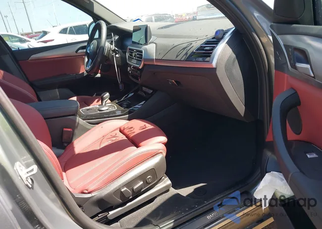 5UX43DP09R9W84494: 41981761