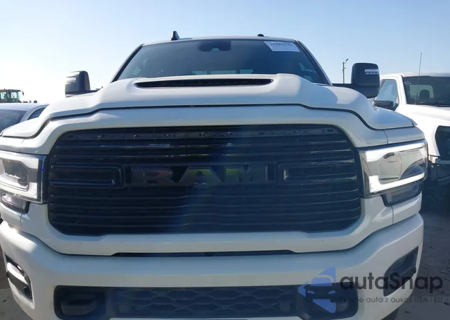 3C6UR5FL3RG312836: 41983123