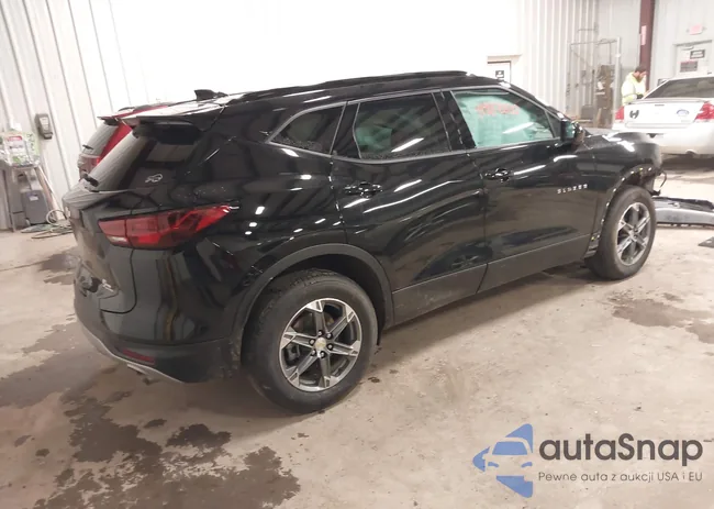 3GNKBHR47PS121884: 41982820