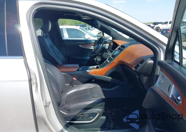 2LMPJ7JP9GBL55709: 41982905