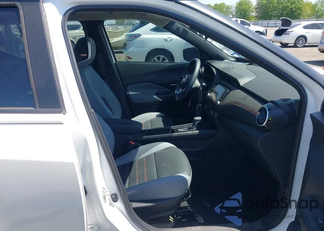 3N1CP5DV1RL541377: 41984101