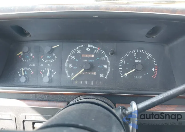 1FTHF2518HKA08300: 41984273